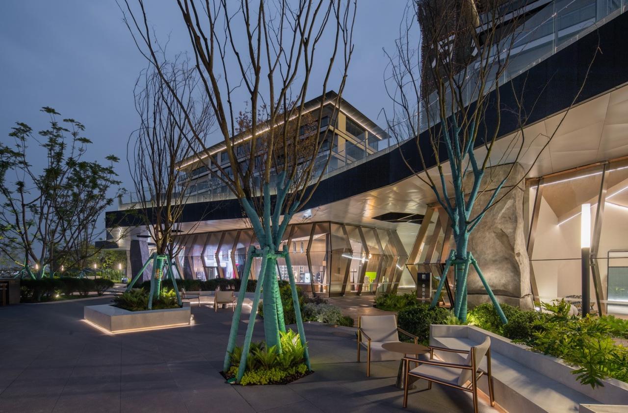 BIM建筑|悬崖顶上的城市生活体验馆—万州雍江上境展示中心 / aoe事建组