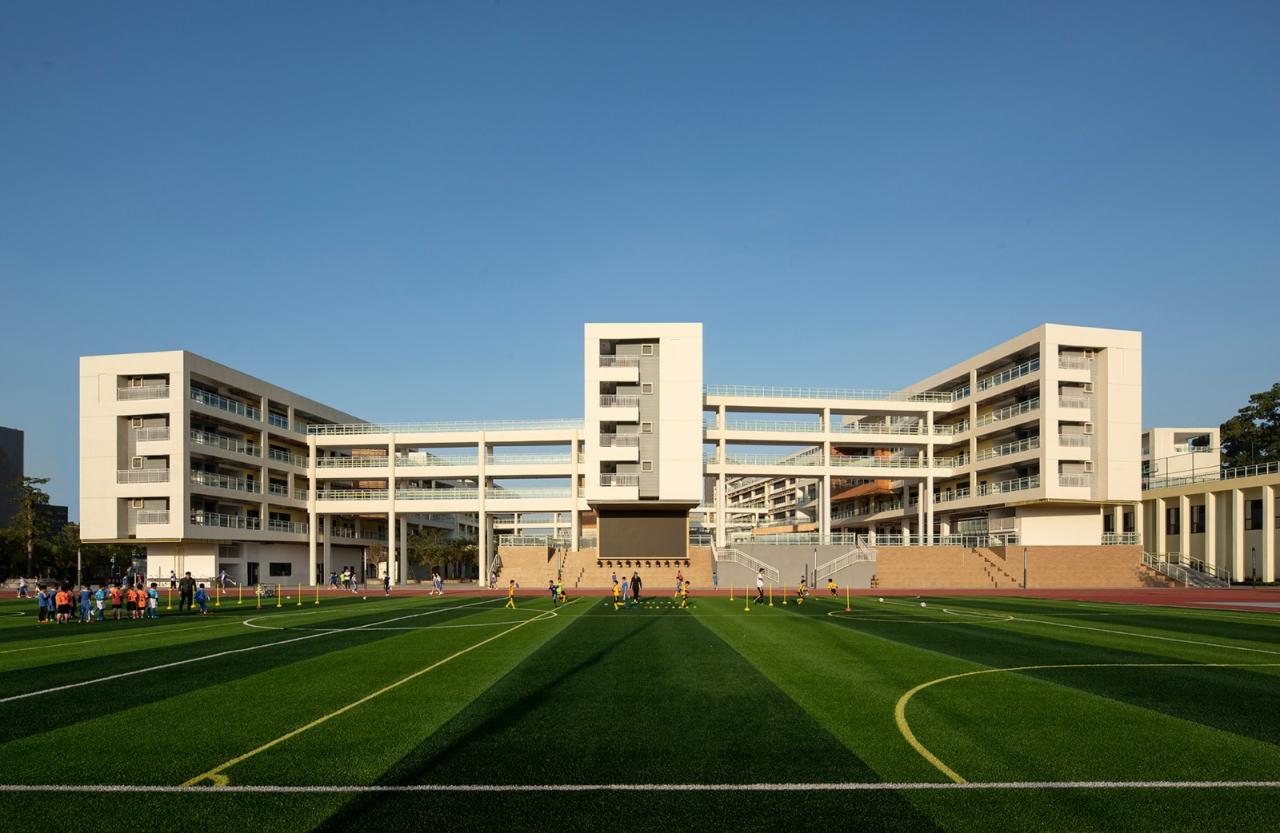 BIM建筑|深圳光明新区凤凰学校 / 深圳大学建筑设计研究院“钟中+钟波涛”工作室