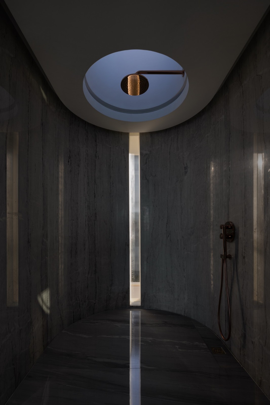 BIM建筑|《海的呼吸》大理青绿半山酒店改造设计 / 寻常设计