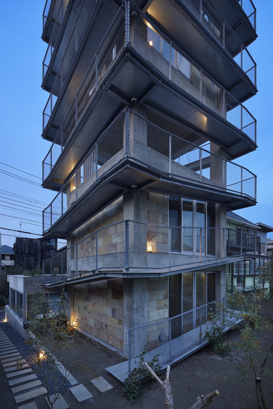 BIM建筑|坡道环绕建筑，鹄沼-Y之家/ KANIUE