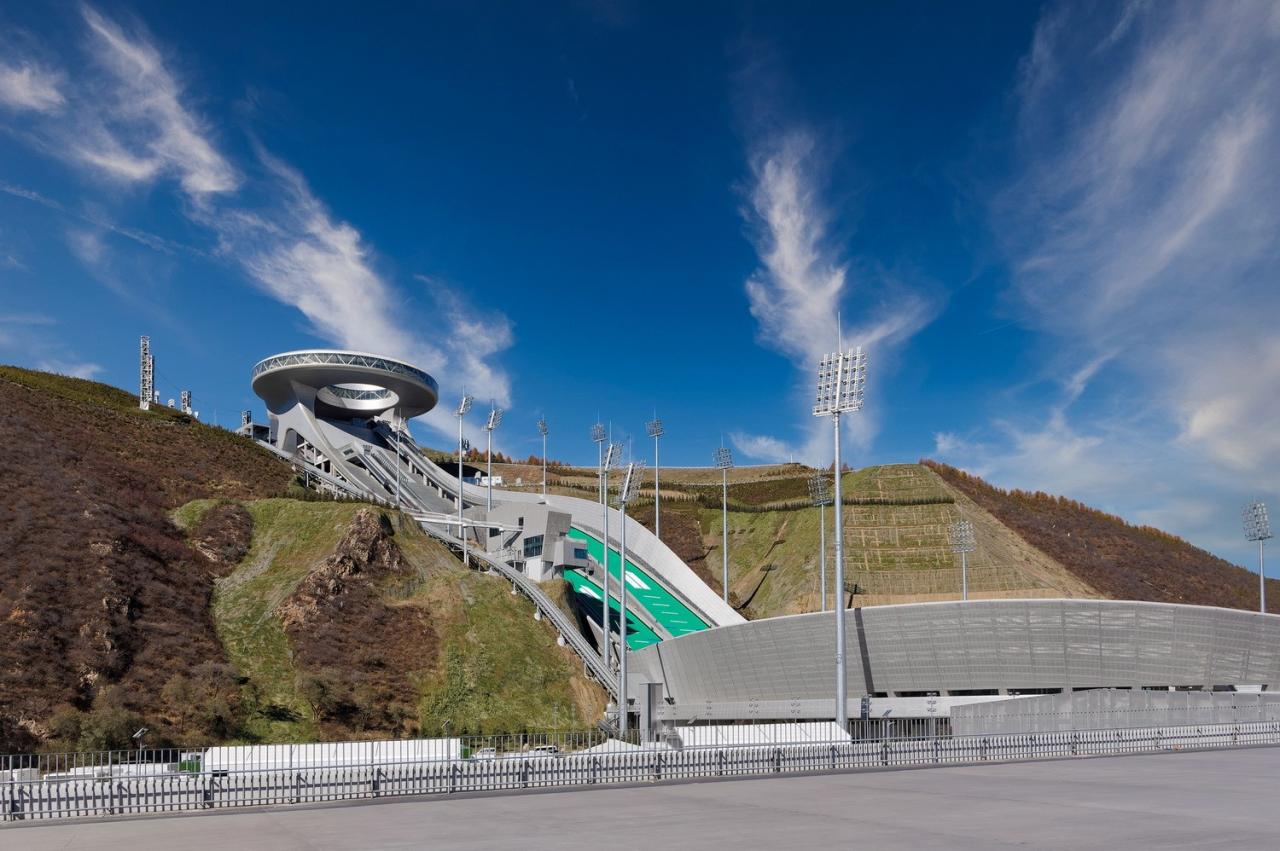 BIM建筑|国家跳台滑雪中心 / THAD 清华大学建筑设计研究院