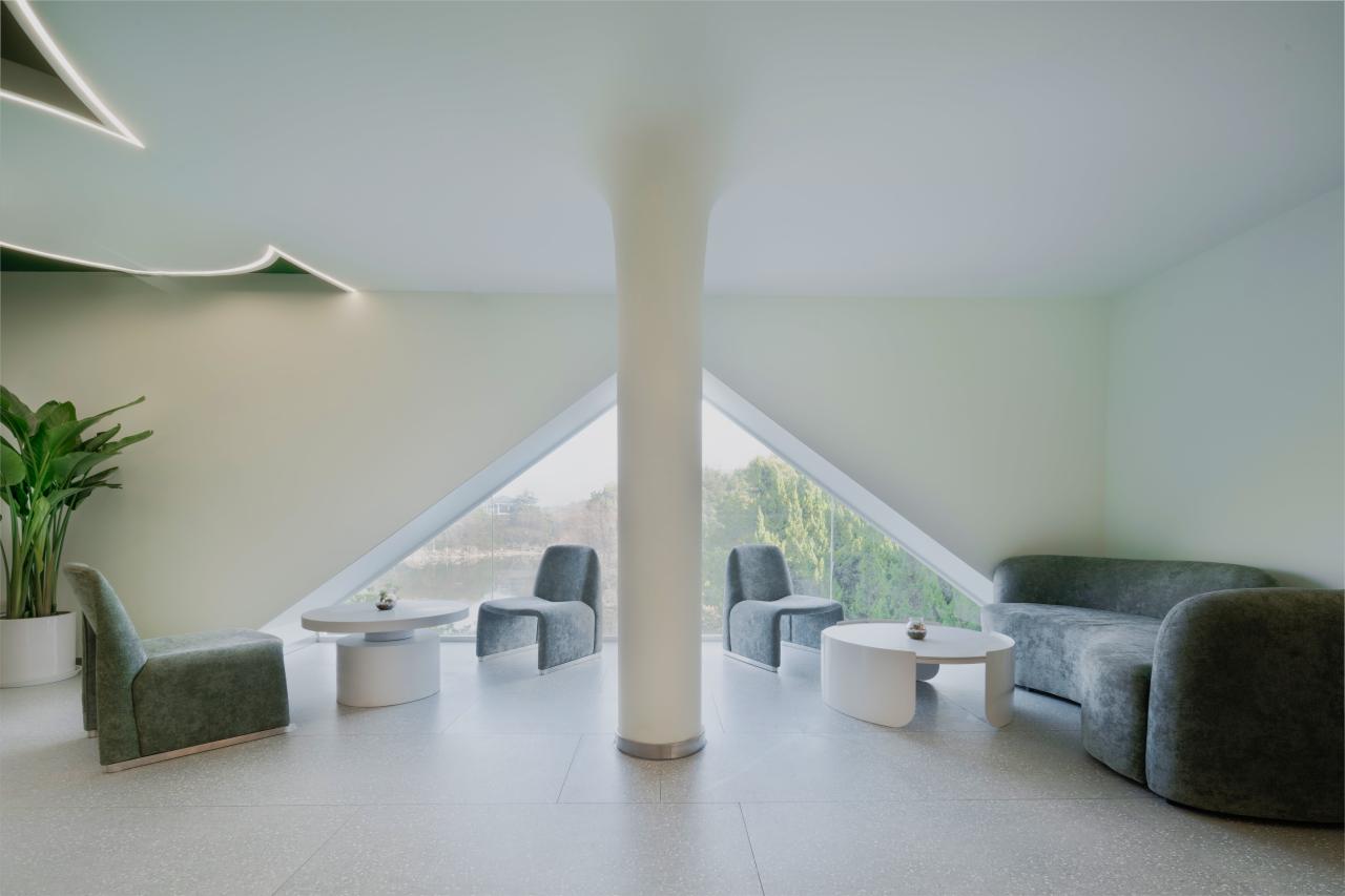 BIM建筑|白马涧龙池景区休闲餐吧 / 平介设计