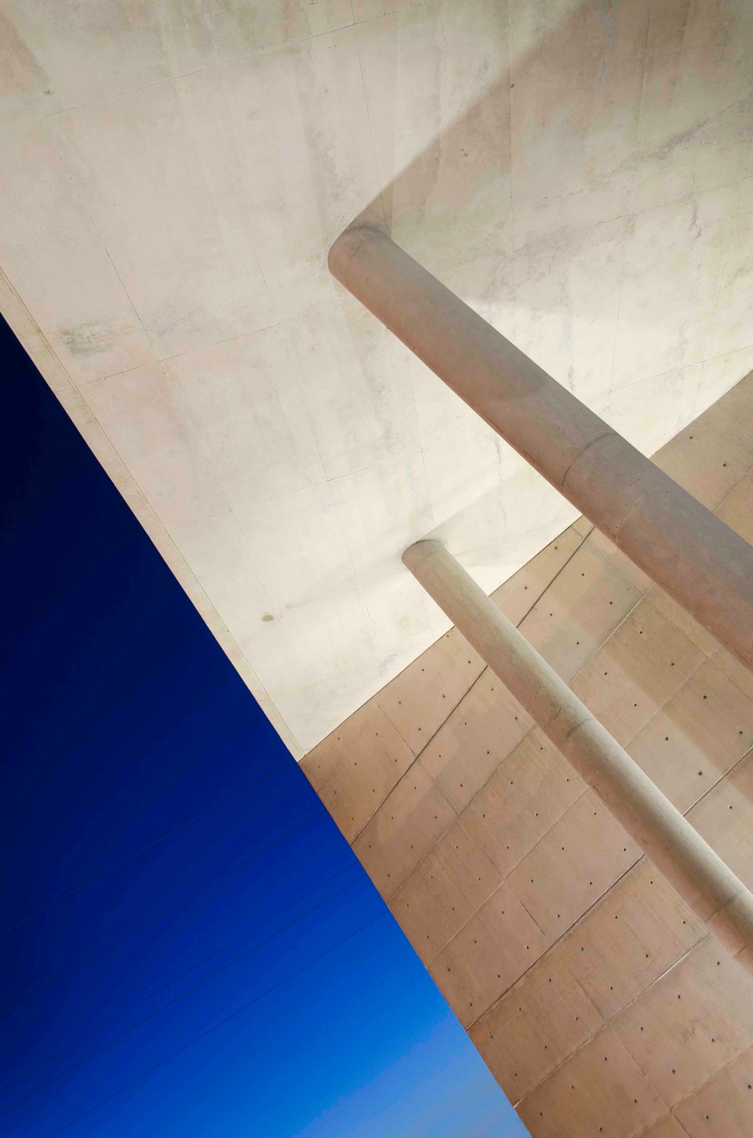 BIM建筑|希腊拉米亚市政供水办大楼 / VTria 建筑事务所