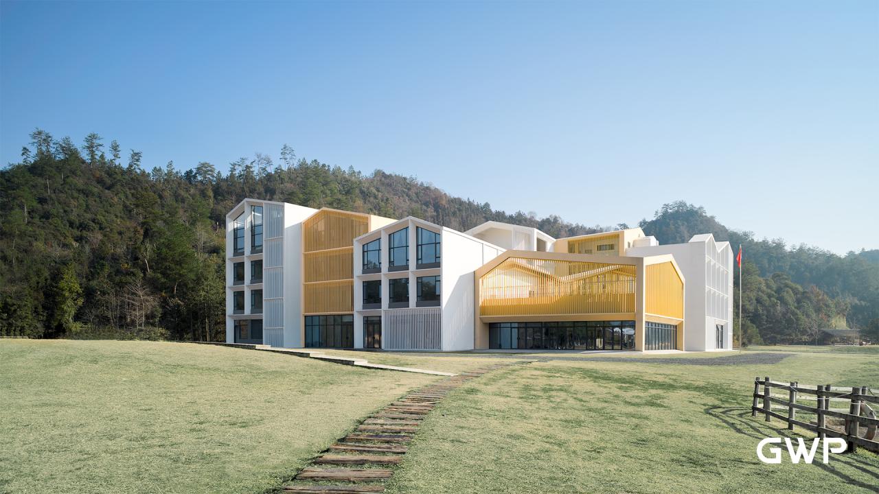 BIM建筑|临风展翼，载梦启航——临安风之谷国际营地 / GWP