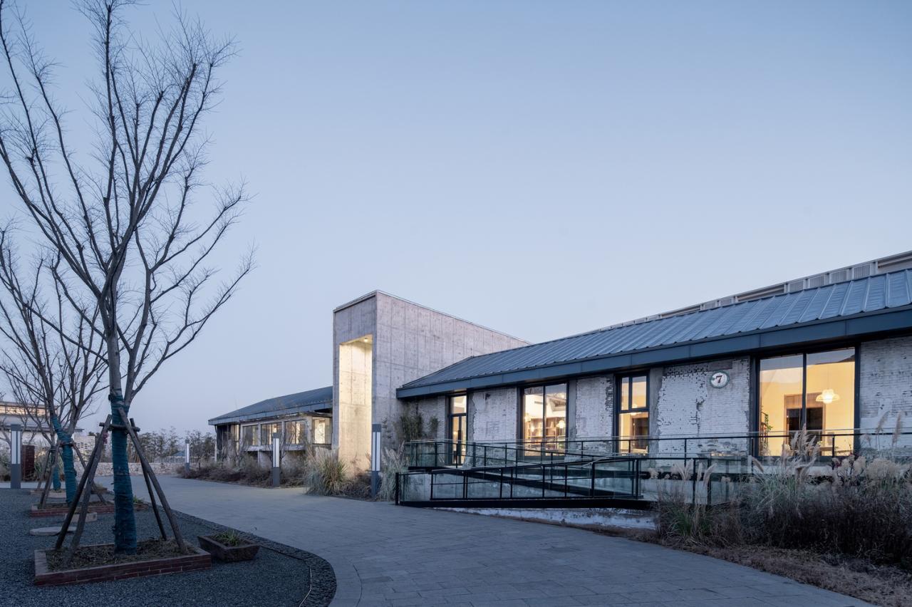 BIM建筑|大别山乡村会客厅 / 禾秣设计