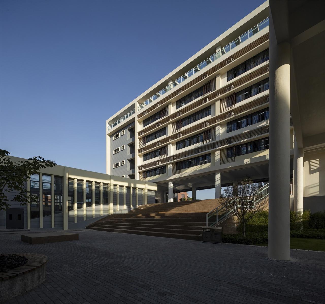 BIM建筑|深圳光明新区凤凰学校 / 深圳大学建筑设计研究院“钟中+钟波涛”工作室