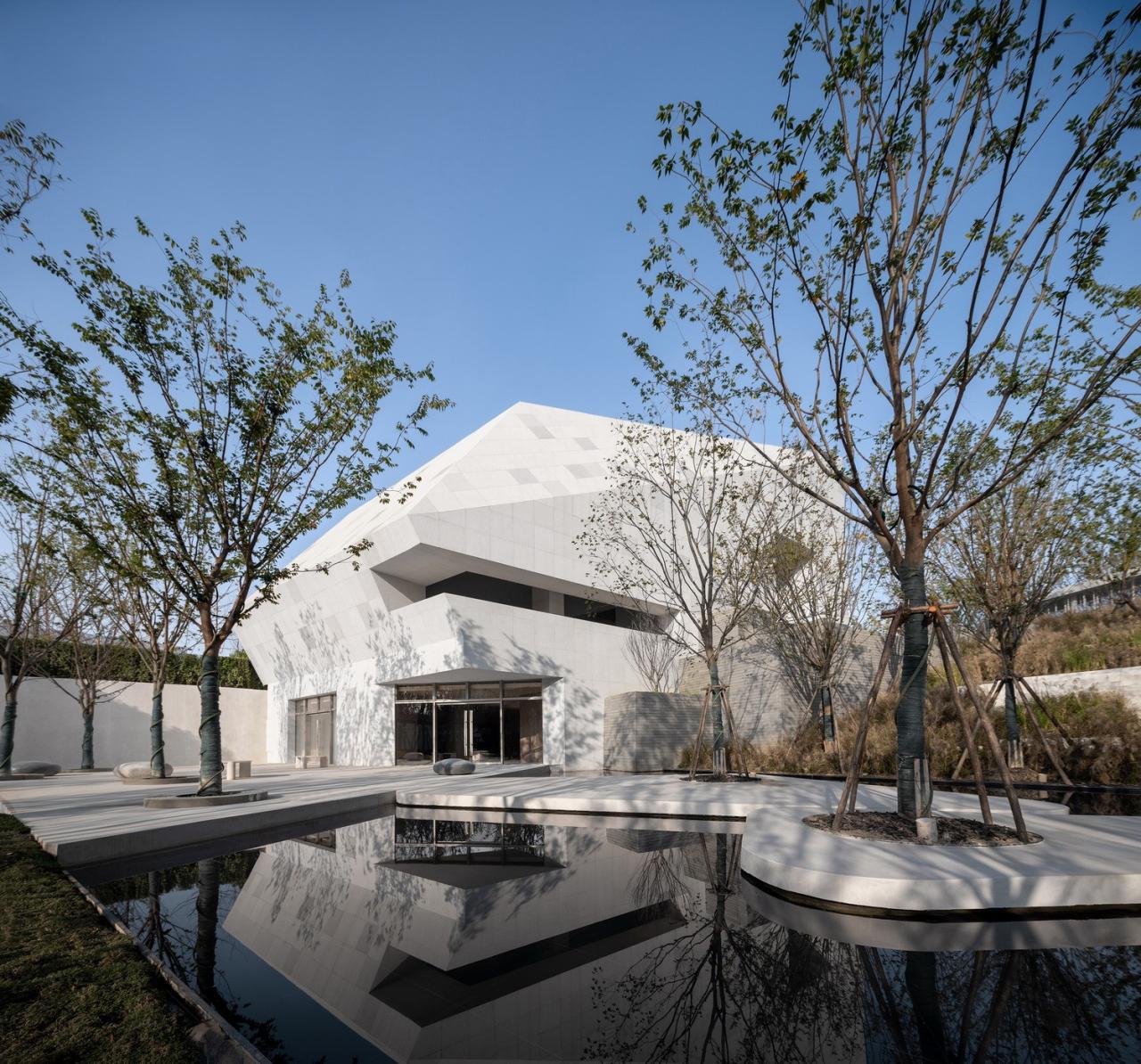 BIM建筑|花山白石美术馆 / PTA上海柏涛