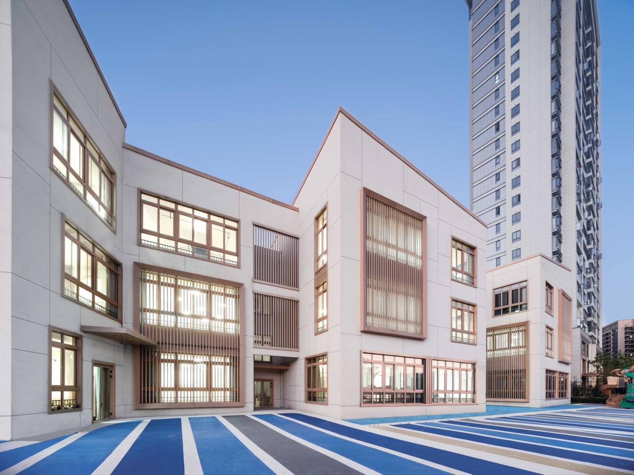 BIM建筑|活力内核构筑迷你城池｜国科温州第一幼儿园 / 成执设计