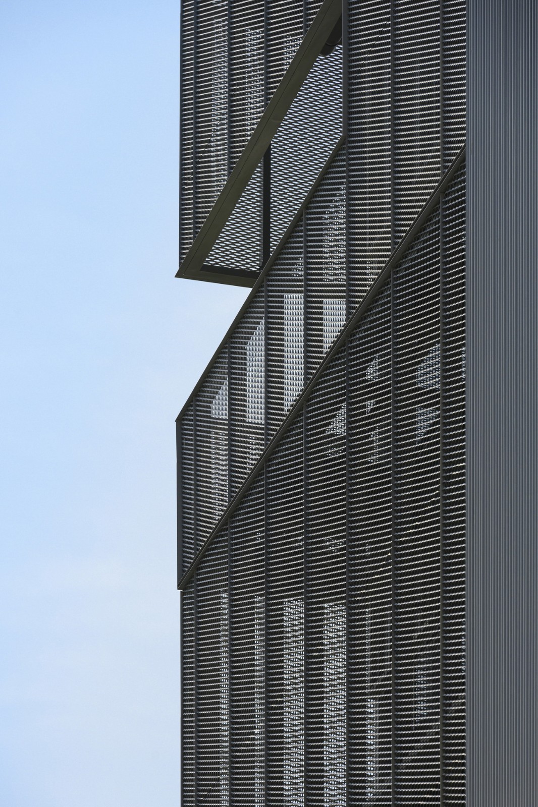 BIM建筑|台北艺术大学科技艺术馆 / 大尺建筑＋郭旭原联合建筑师事务所