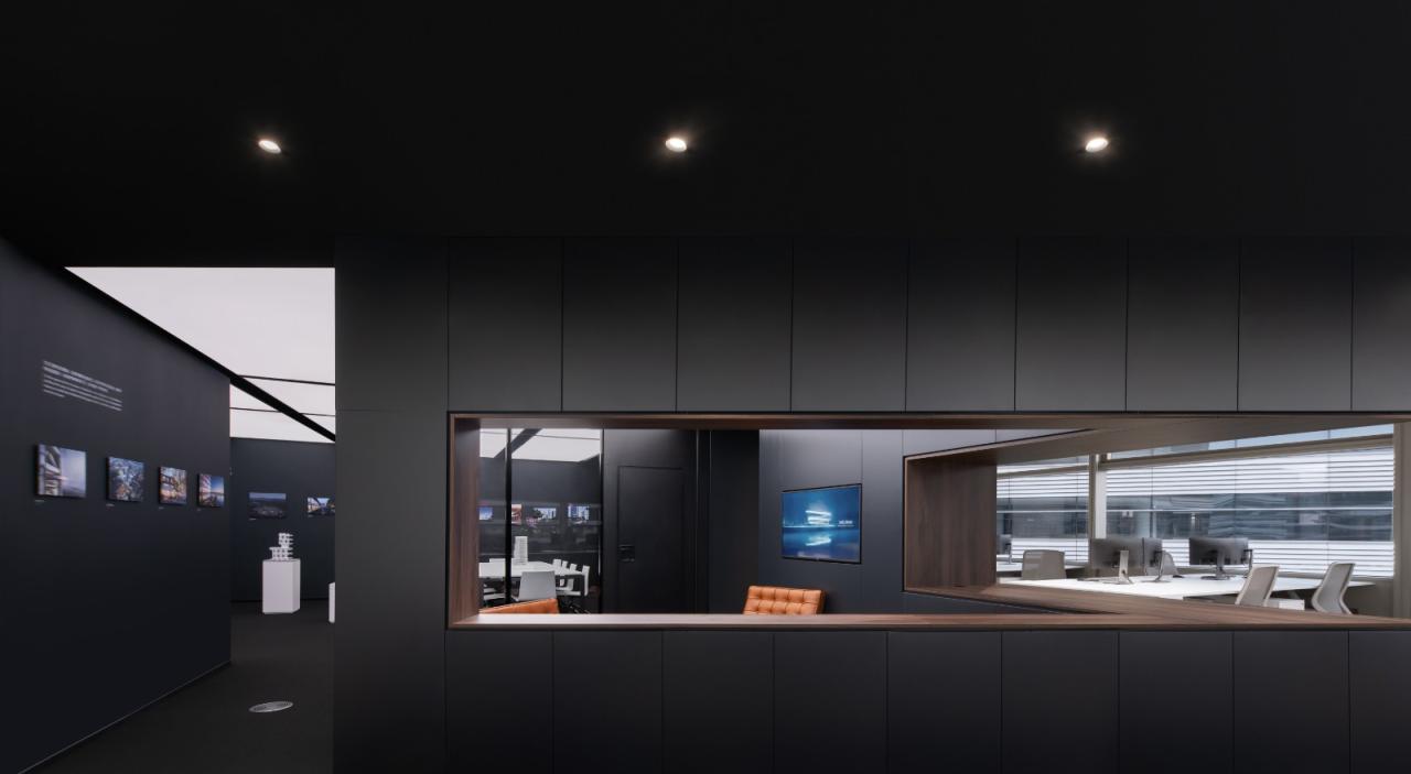 BIM建筑|设计师办公室： 黑白容器 / line+建筑事务所