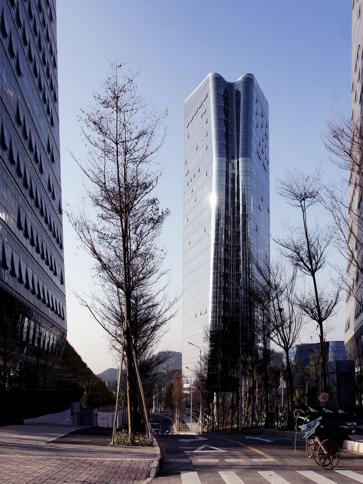 BIM建筑|南方大学科技园和B1塔楼 / Saltans Architects