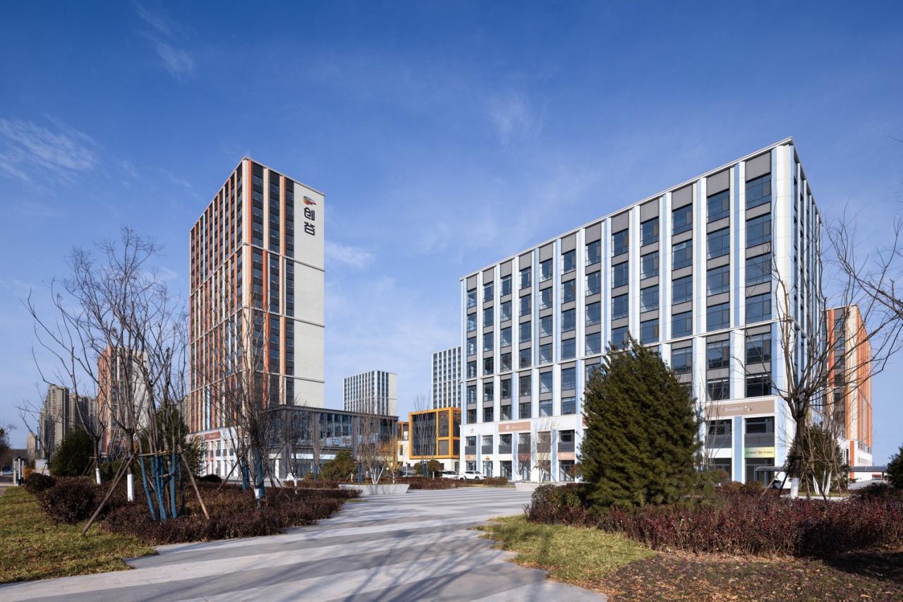 BIM建筑|为留住人才和激发活力而设计的新型产业社区 / 三益中国