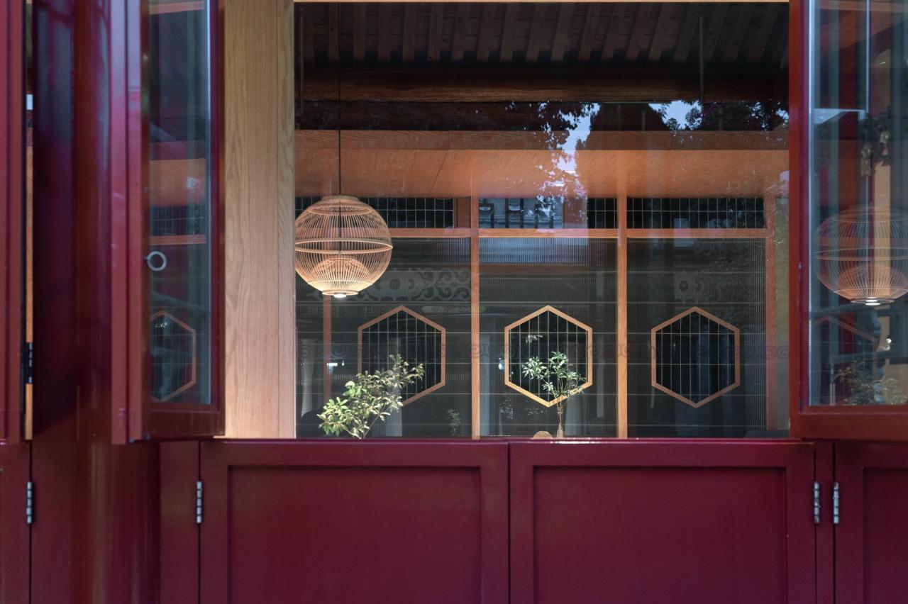 BIM建筑|新与旧的穿插对话-北锣鼓巷91号四合院改造设计 / 介介工作室