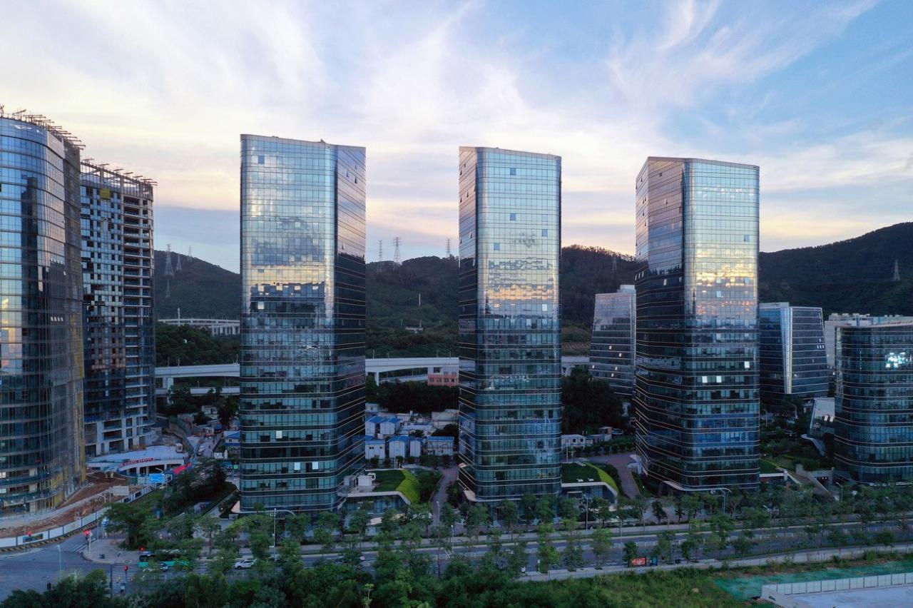 BIM建筑|南方大学科技园和B1塔楼 / Saltans Architects