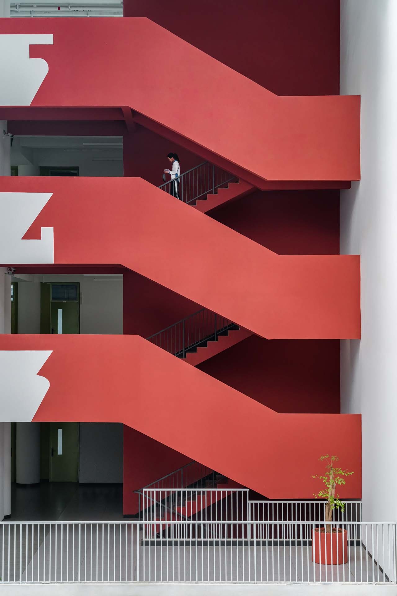 BIM建筑|深圳市龙华区行知中学 / 筑博设计-联合公设