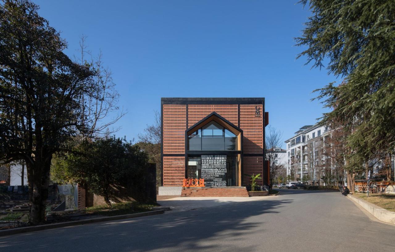 BIM建筑|龙游溪口镇乡村未来社区多功能体育馆+陶瓷专家工作站改造 / 上海严旸建筑设计工作室