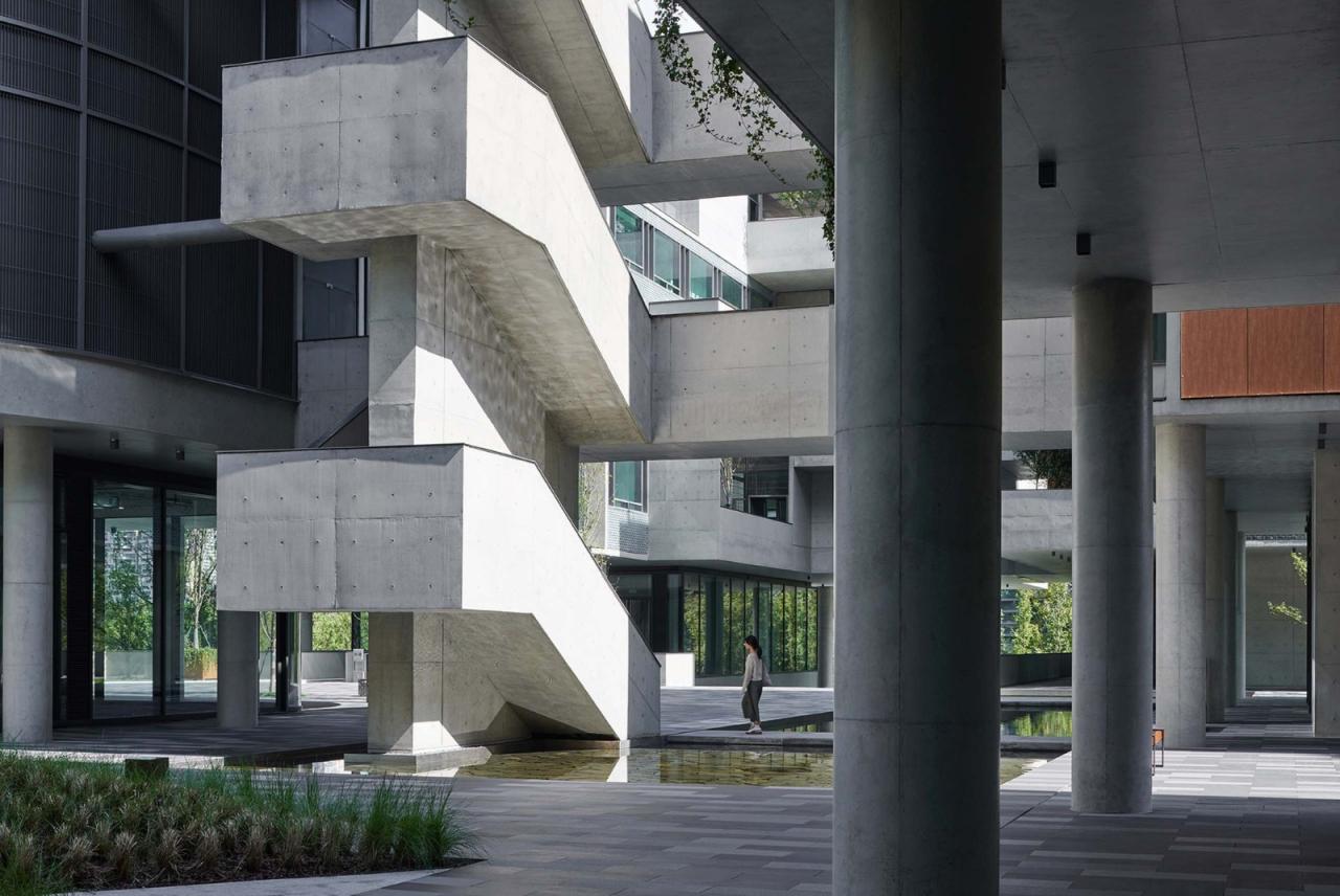 BIM建筑|成都麓湖漂浮总部办公楼 / 直向建筑