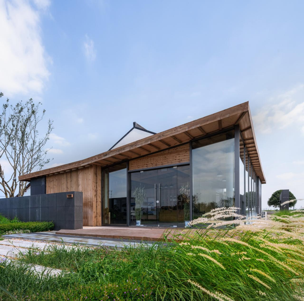 BIM建筑|低成本整村改造实践：上海奉贤李窑村乡村振兴 / 水石设计