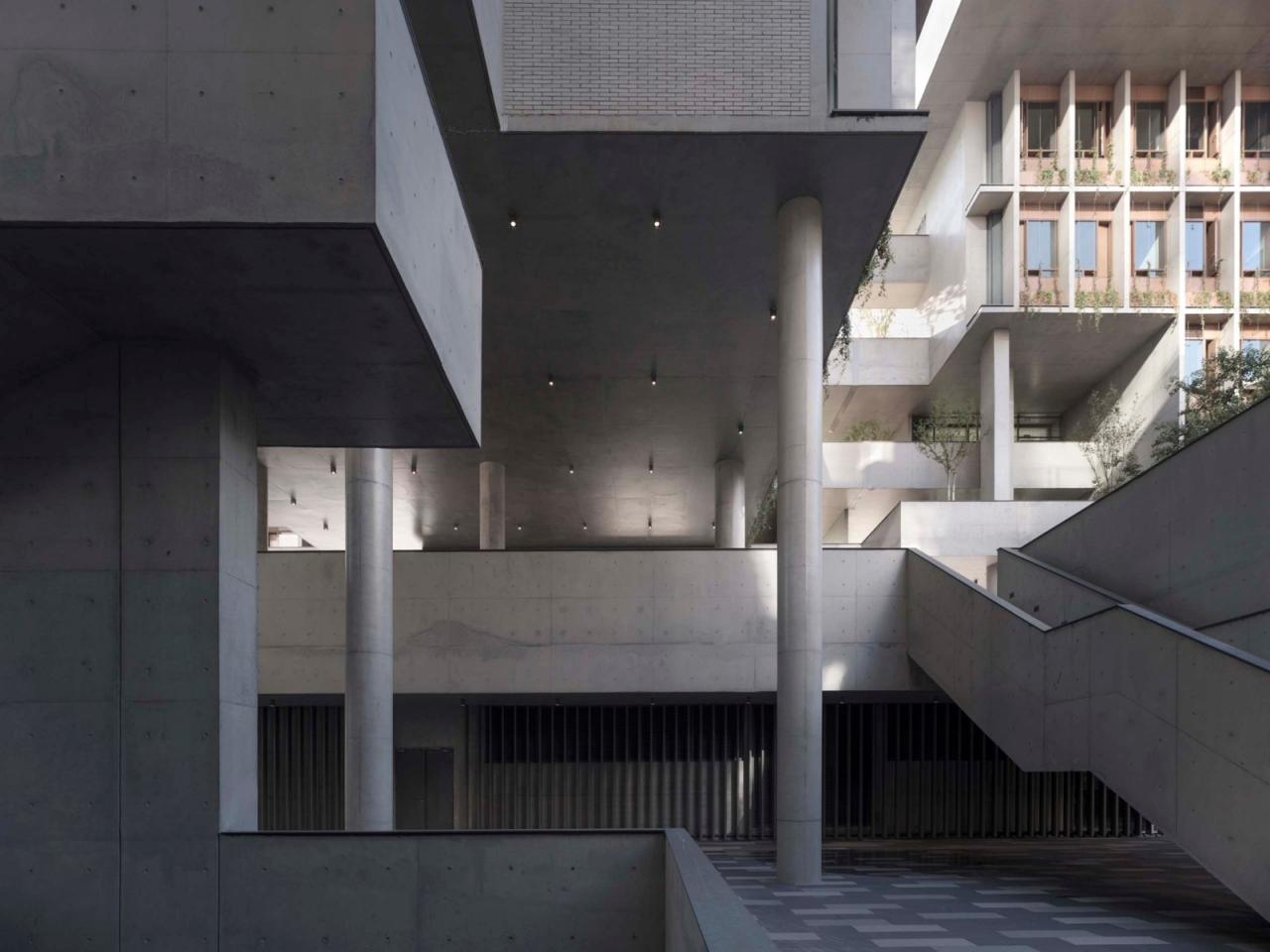 BIM建筑|成都麓湖漂浮总部办公楼 / 直向建筑