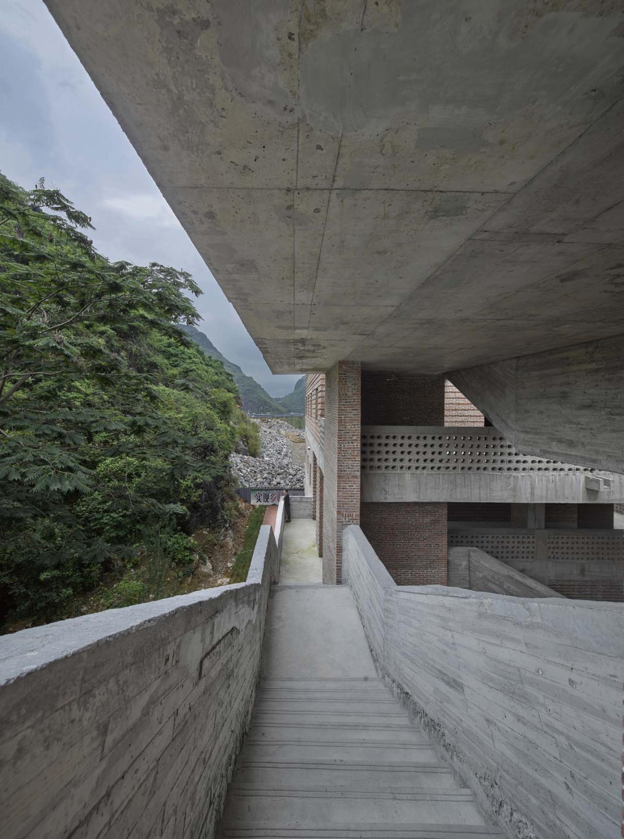 BIM建筑|江华瑶族水口镇如意村文化服务中心及特色工坊 / 地方工作室