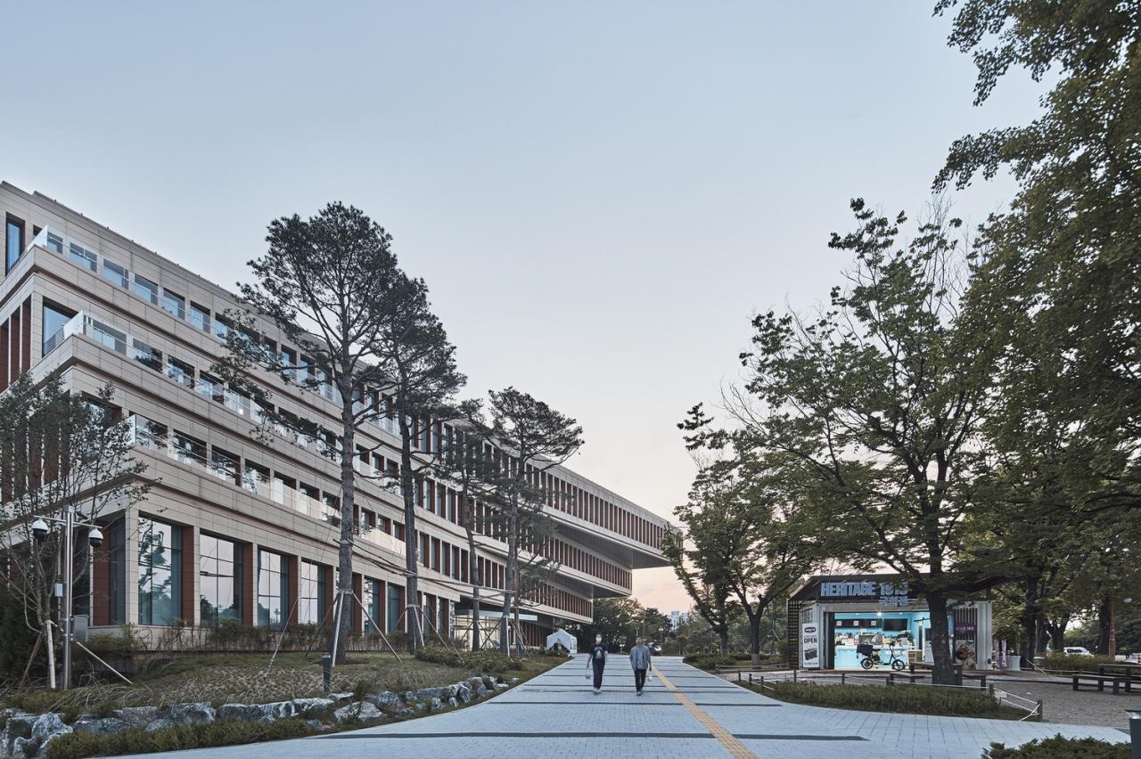 BIM建筑|国会通信大楼 / HAEAHN Architecture