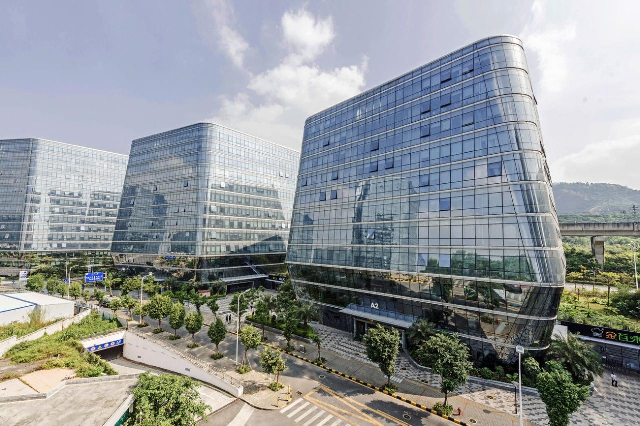 BIM建筑|南方大学科技园和B1塔楼 / Saltans Architects