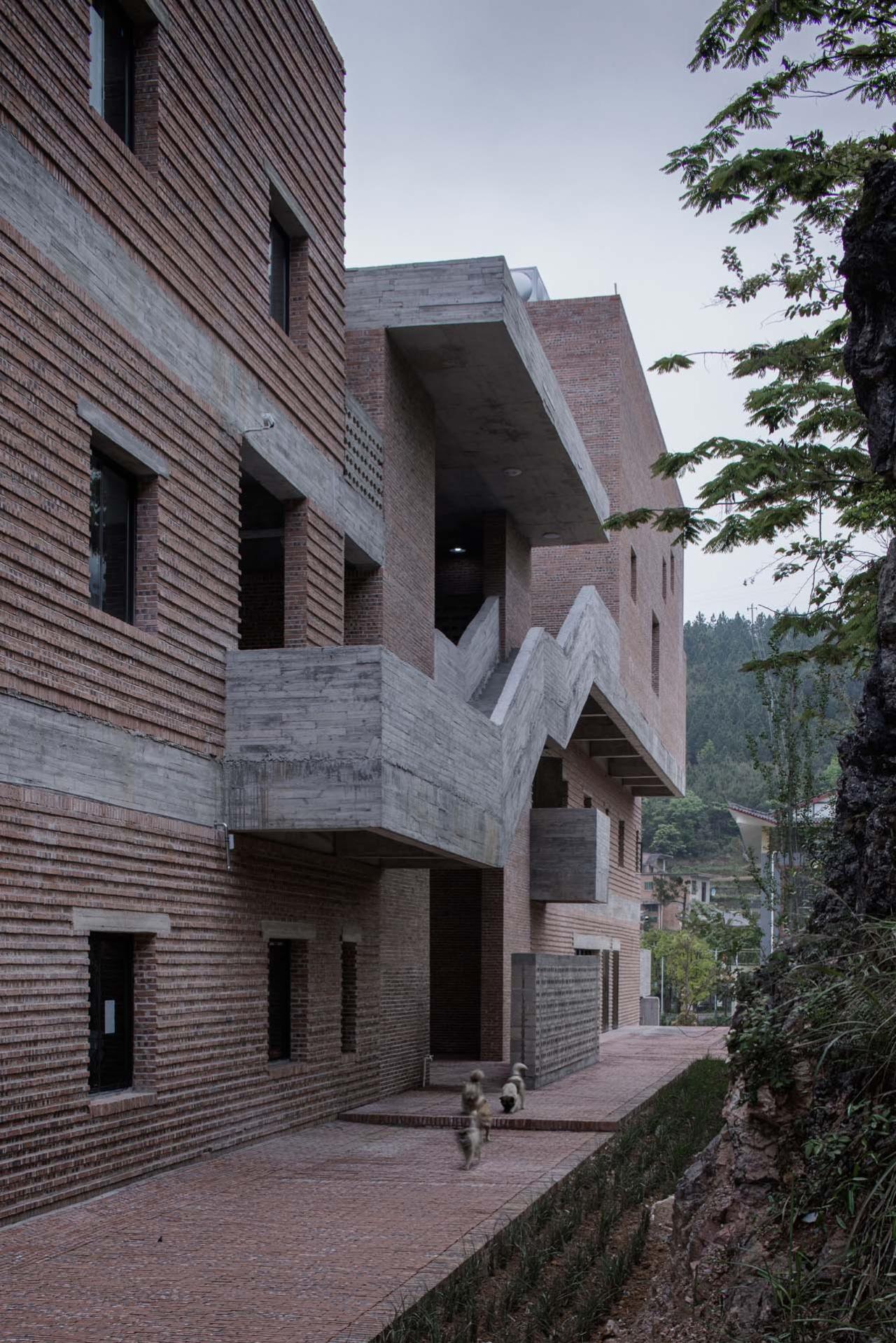 BIM建筑|江华瑶族水口镇如意村文化服务中心及特色工坊 / 地方工作室