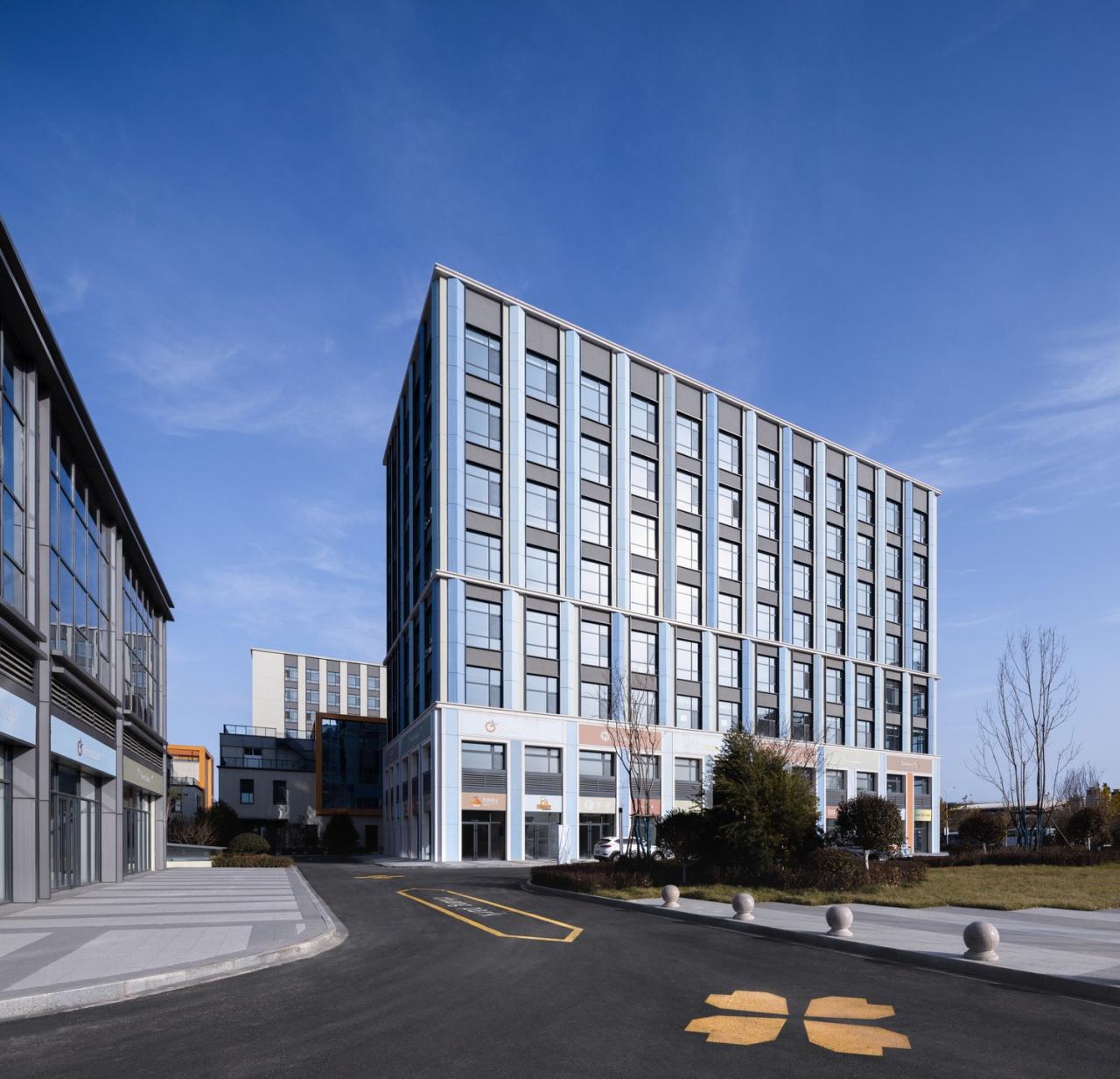 BIM建筑|为留住人才和激发活力而设计的新型产业社区 / 三益中国