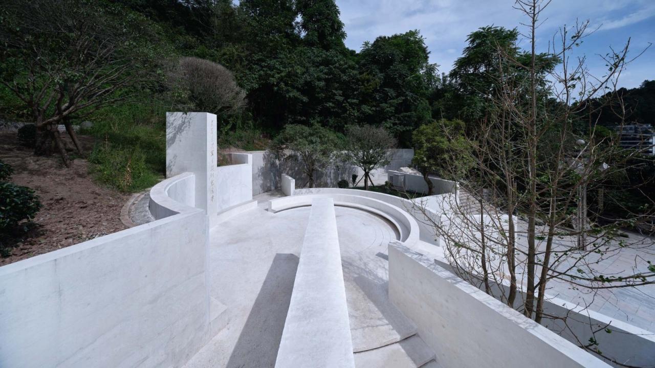 BIM建筑|遵义遗体器官捐献纪念碑 / 麟和建筑工作室