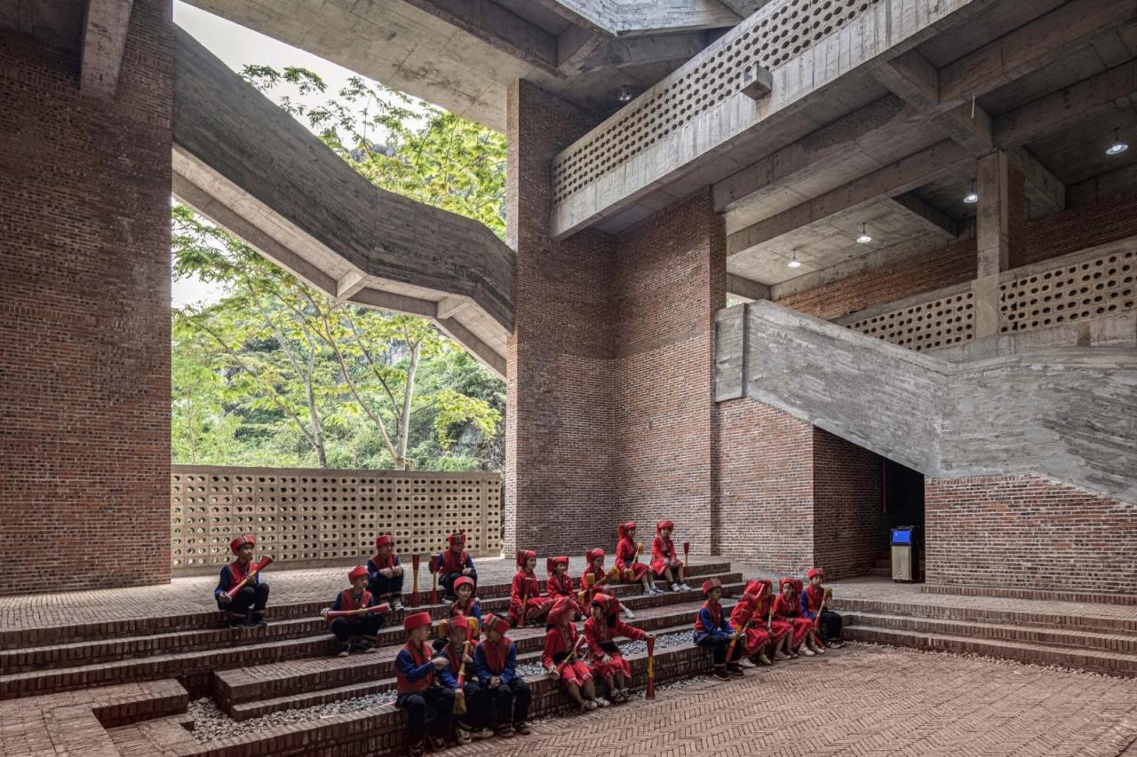 BIM建筑|江华瑶族水口镇如意村文化服务中心及特色工坊 / 地方工作室