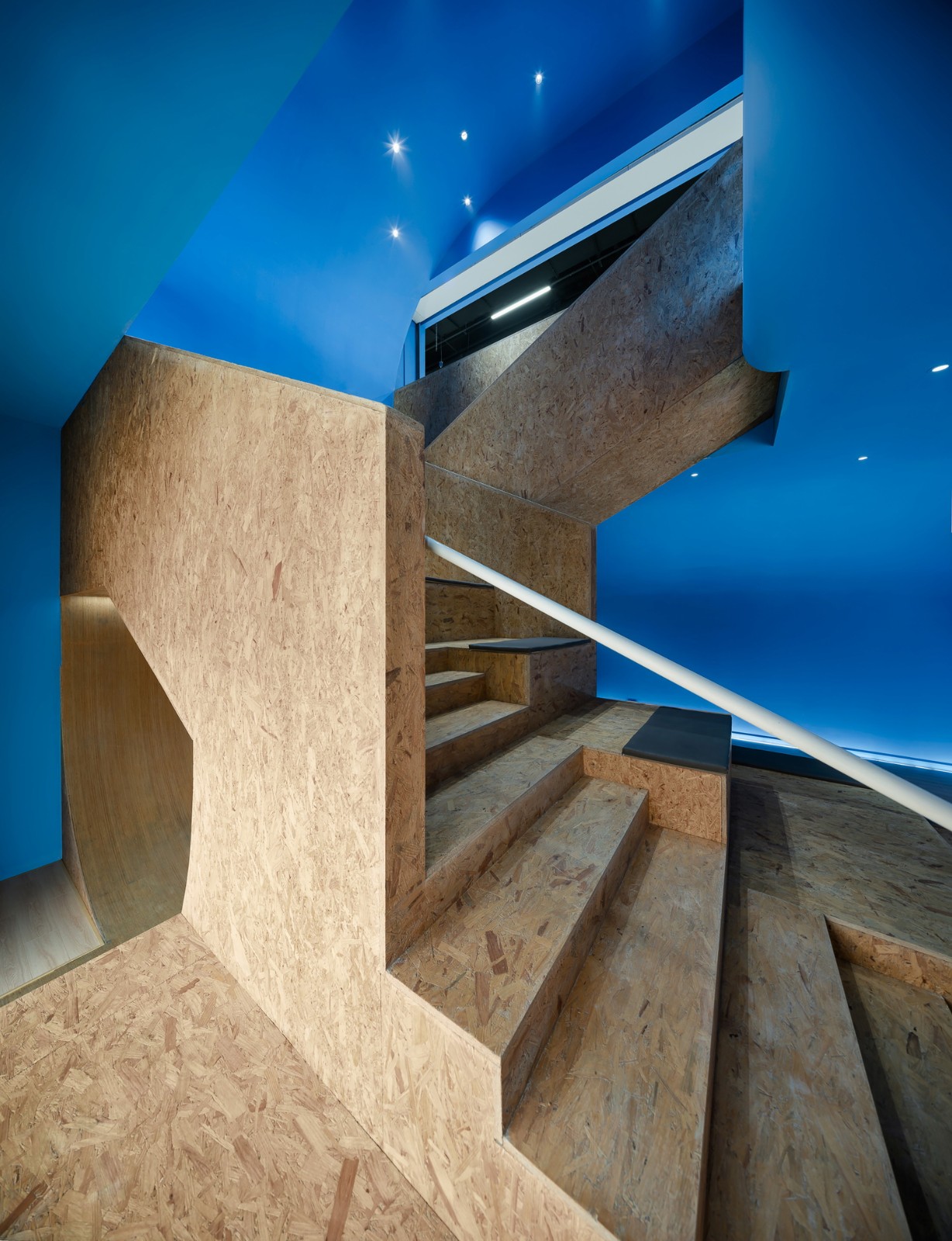 BIM建筑|嘉年华校园 Carnival School / 也似建筑设计