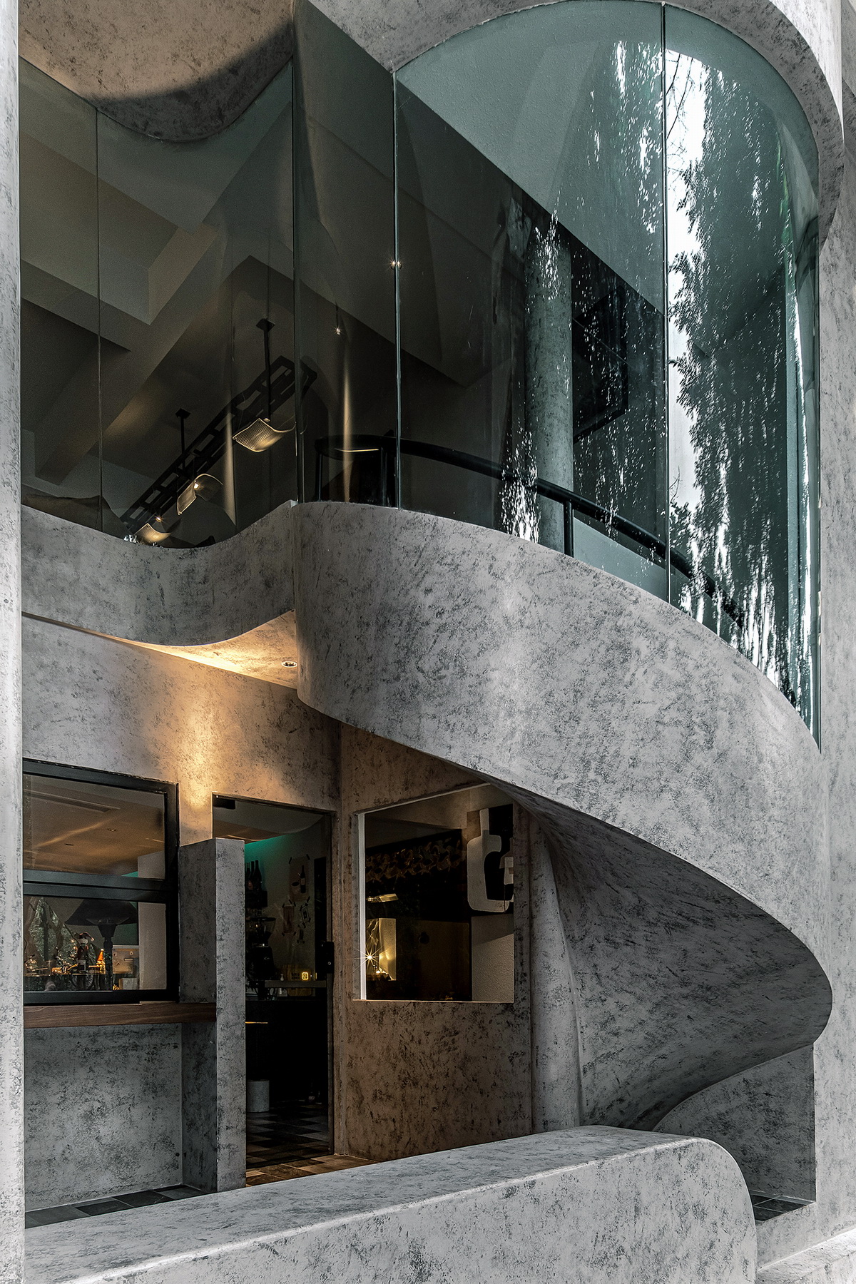 BIM建筑|Wine ahead - 歪头进来，慢慢摇摆 / itD studio