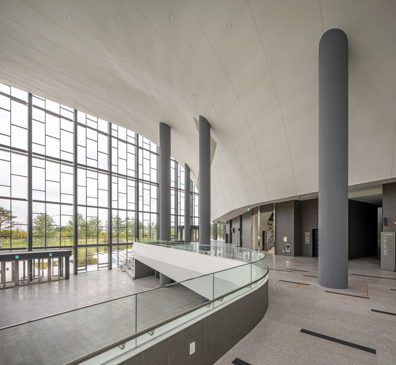 BIM建筑|掀起大地，世宗文化艺术会馆 / Designcamp Moonpark dmp