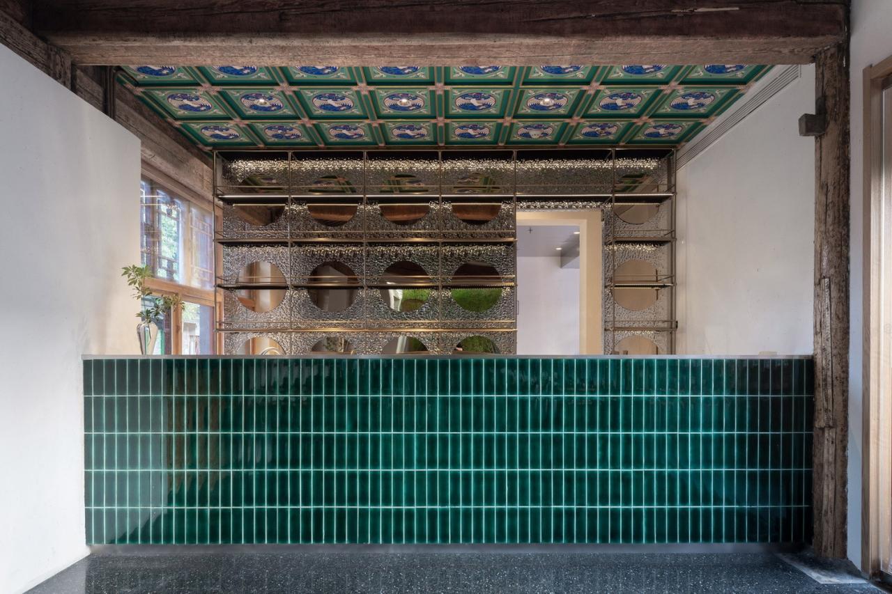 BIM建筑|新与旧的穿插对话-北锣鼓巷91号四合院改造设计 / 介介工作室