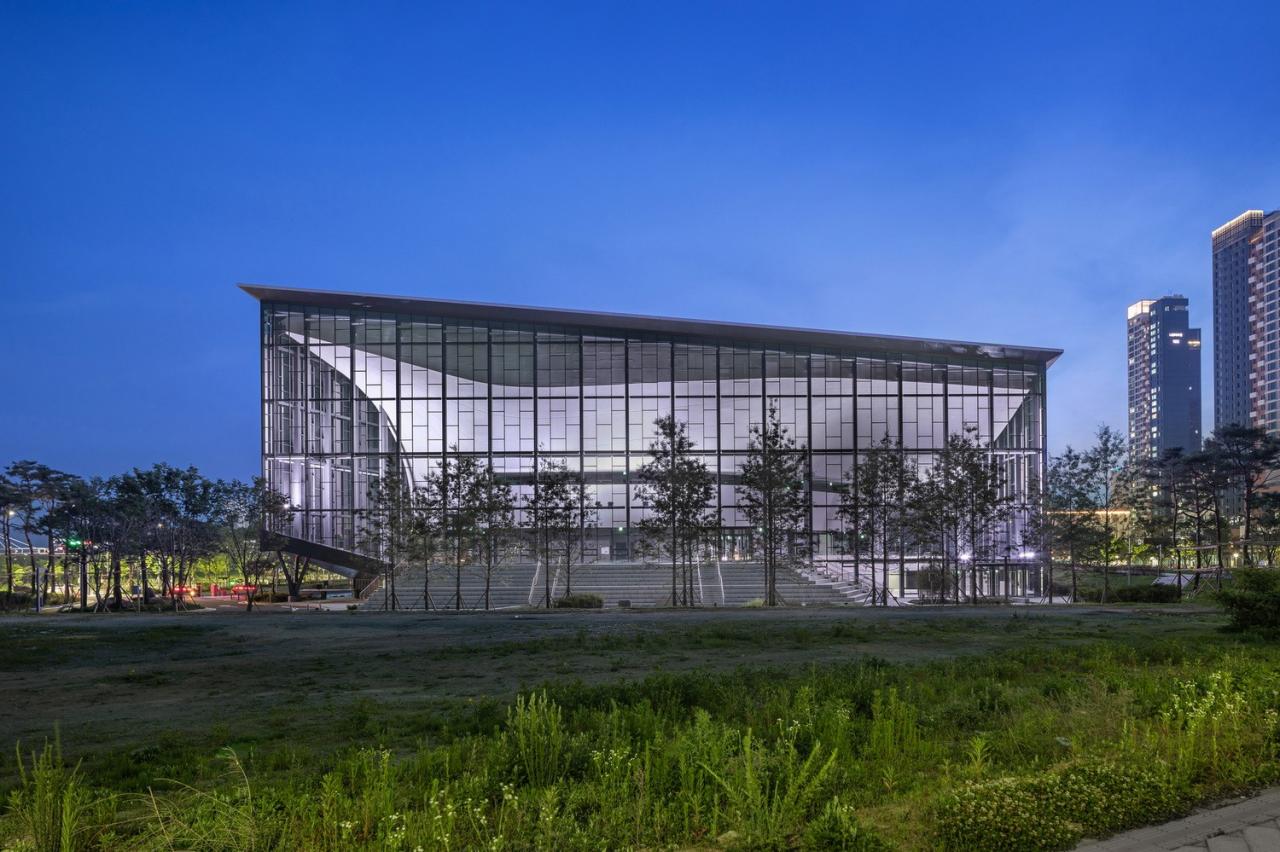 BIM建筑|掀起大地，世宗文化艺术会馆 / Designcamp Moonpark dmp