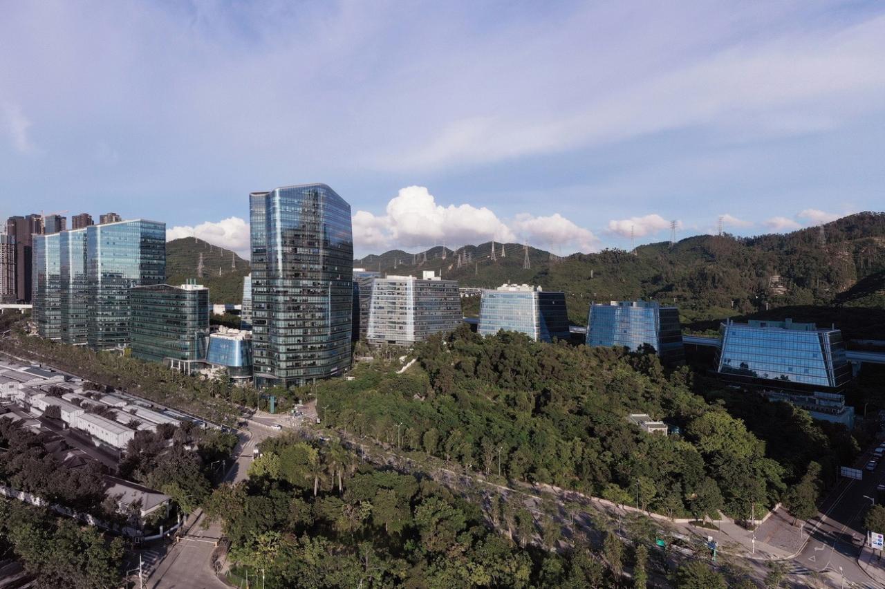 BIM建筑|南方大学科技园和B1塔楼 / Saltans Architects