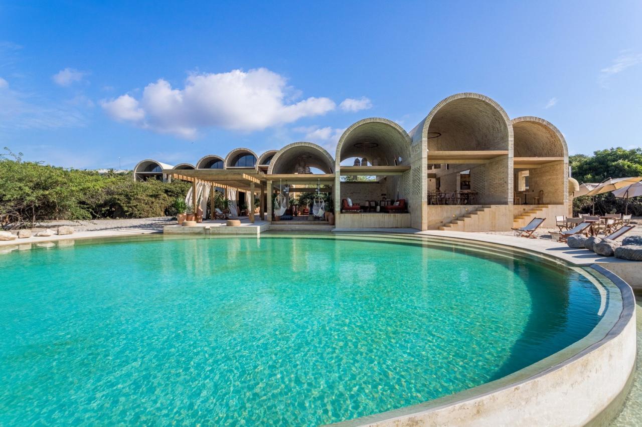 BIM建筑|原生态拱顶海岸酒店 / Taller de Arquitectura X / Alberto Kalach