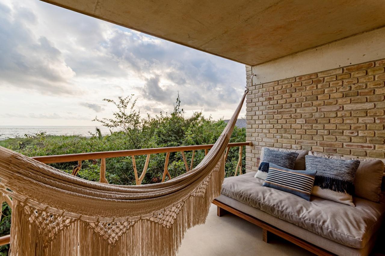 BIM建筑|原生态拱顶海岸酒店 / Taller de Arquitectura X / Alberto Kalach