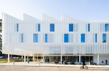 BIM建筑|诺维奇城市学院数字技术工厂 / Coffey Architects-BIM建筑网