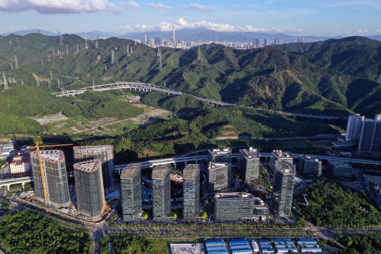 BIM建筑|南方大学科技园和B1塔楼 / Saltans Architects