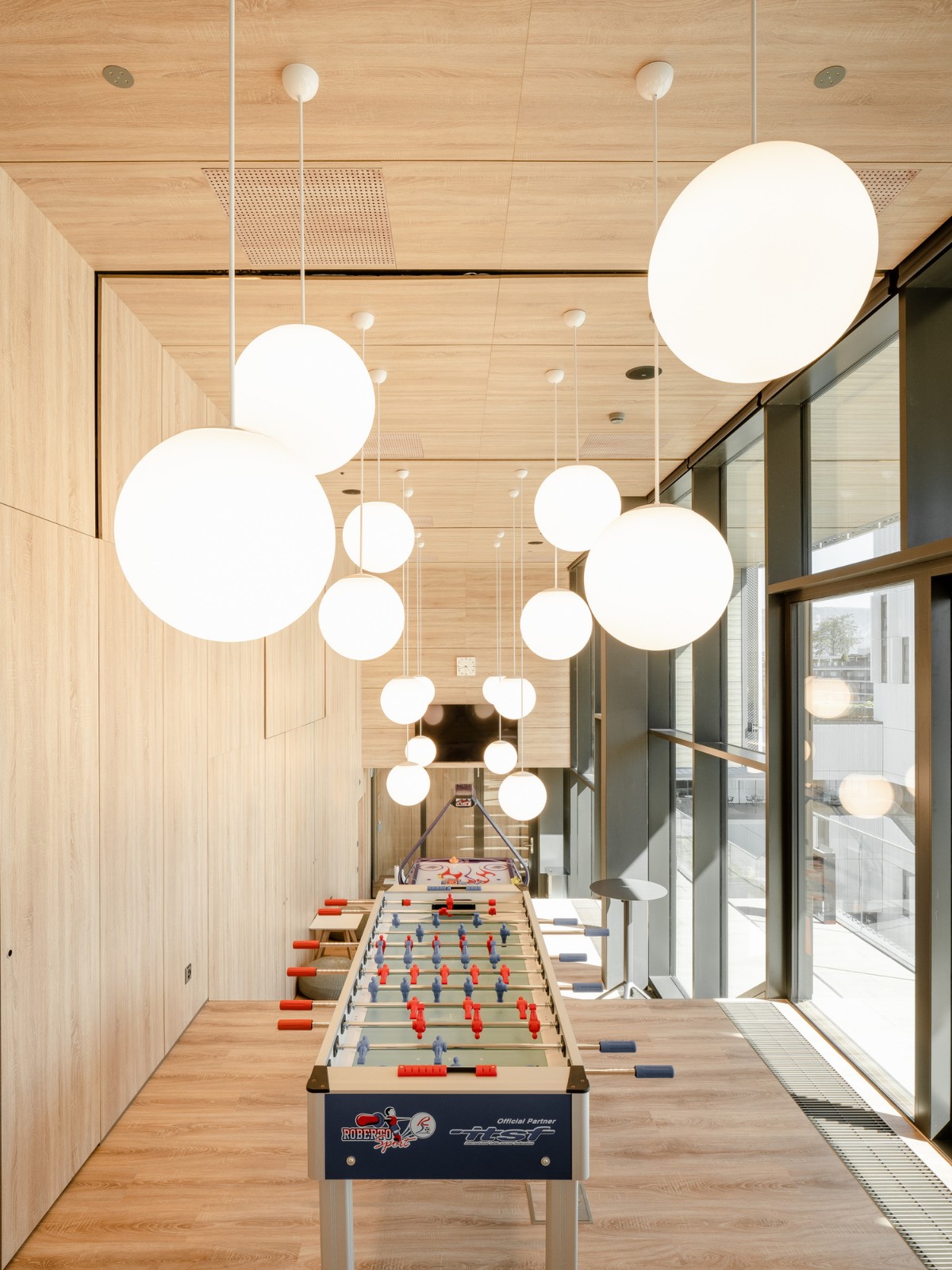 BIM建筑|莫里永学生宿舍 / 隈研吾建筑都市设计事务所 + CCHE