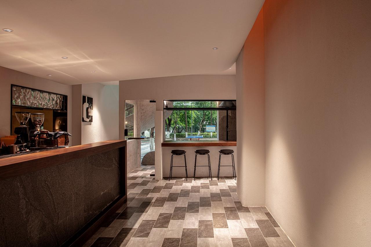 BIM建筑|Wine ahead - 歪头进来，慢慢摇摆 / itD studio