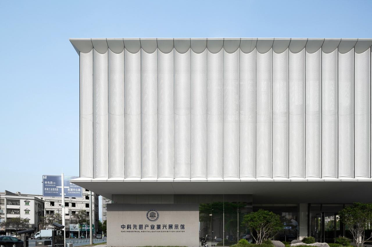 BIM建筑|东莞中科先进产业振兴展示馆 / 柏涛建筑