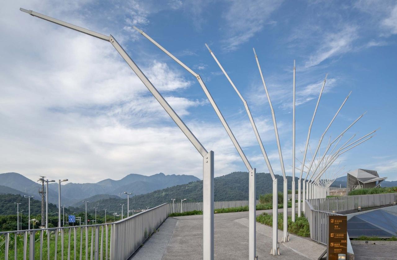 BIM建筑|苏澳高速公路休息区及服务区 / 翁祖模建筑师事务所