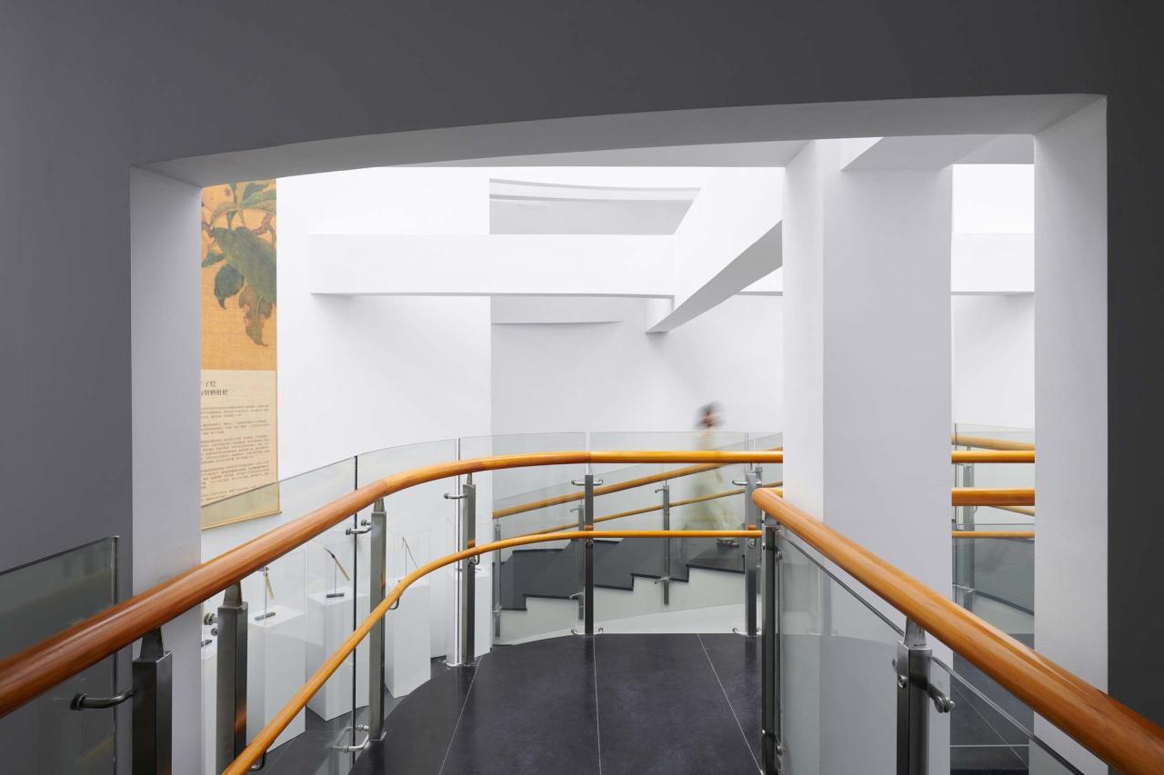 BIM建筑|“借山重影”，塘栖枇杷博物馆 / 田之间建筑