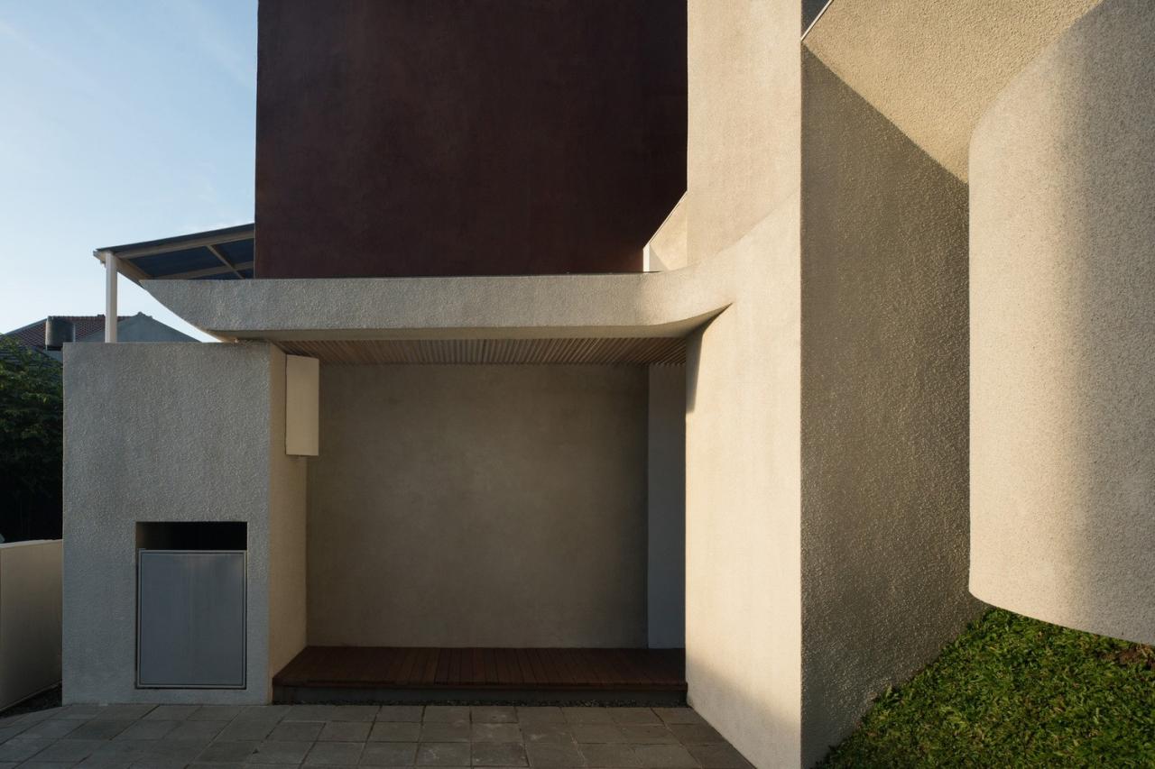 BIM建筑|狭长地形下的独立住宅：YD 住宅 / Isso Architects