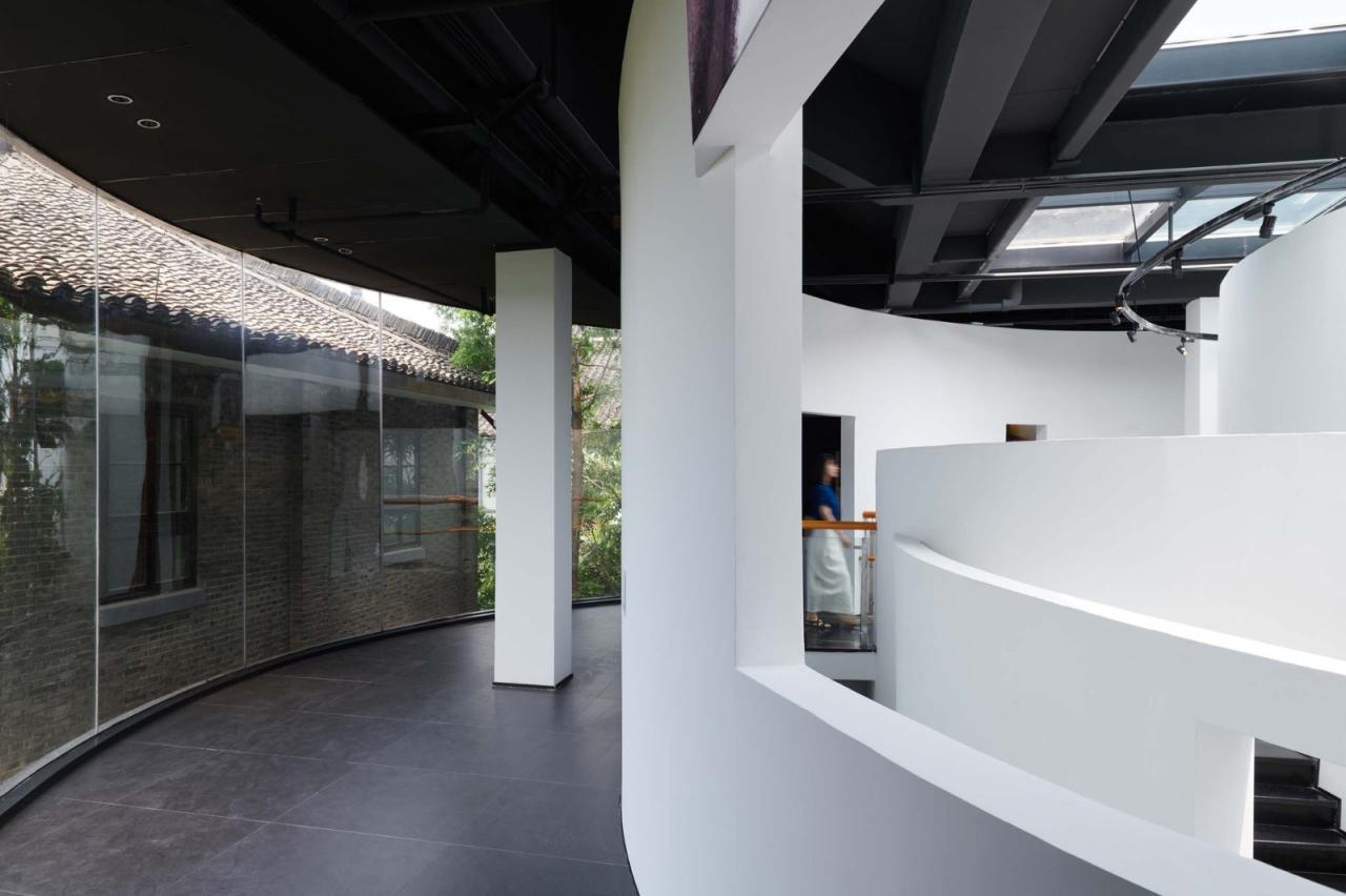 BIM建筑|“借山重影”，塘栖枇杷博物馆 / 田之间建筑