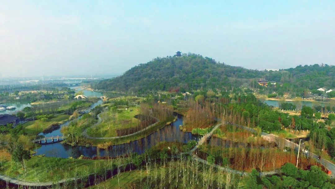 BIM建筑|兰花阁 ：‘城市山谷’中的滨河商街 / UUA