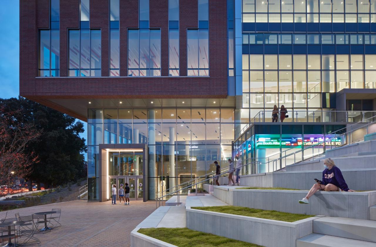 BIM建筑|Wilbur O. & Ann Powers 商学院 / LMN Architects