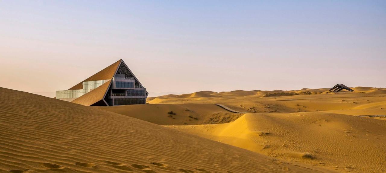 BIM建筑|大漠星河营地接待中心 / 三文建筑